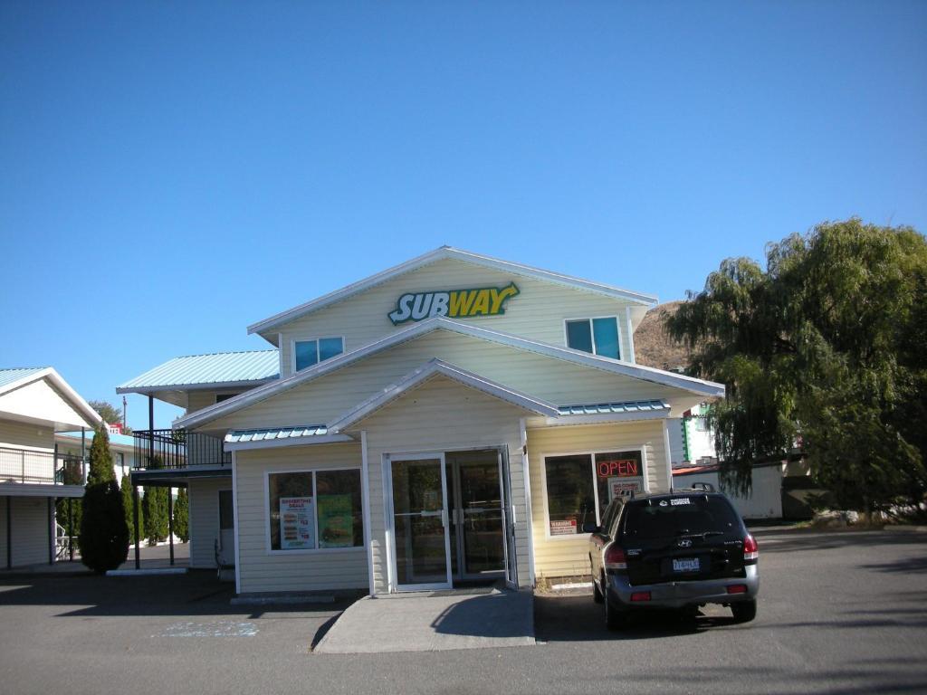 Cache Creek Inn Εξωτερικό φωτογραφία
