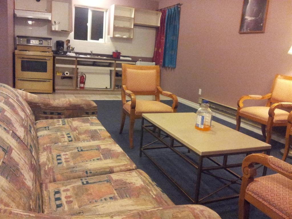 Cache Creek Inn Δωμάτιο φωτογραφία
