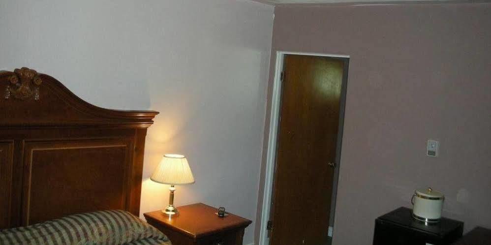 Cache Creek Inn Εξωτερικό φωτογραφία